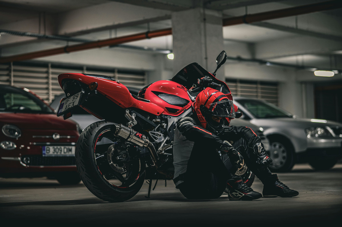 Moto Customiser